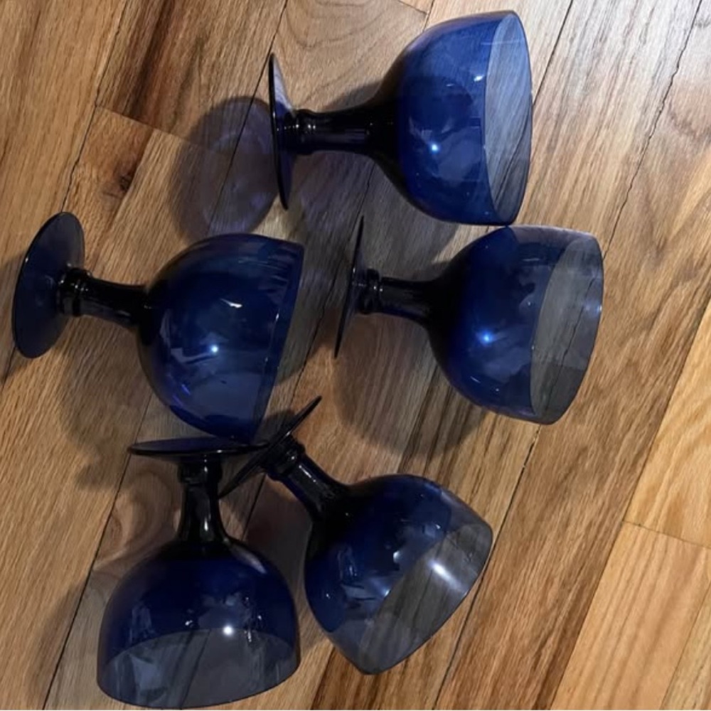 Set of 5 Deep Blue Wine Goblets